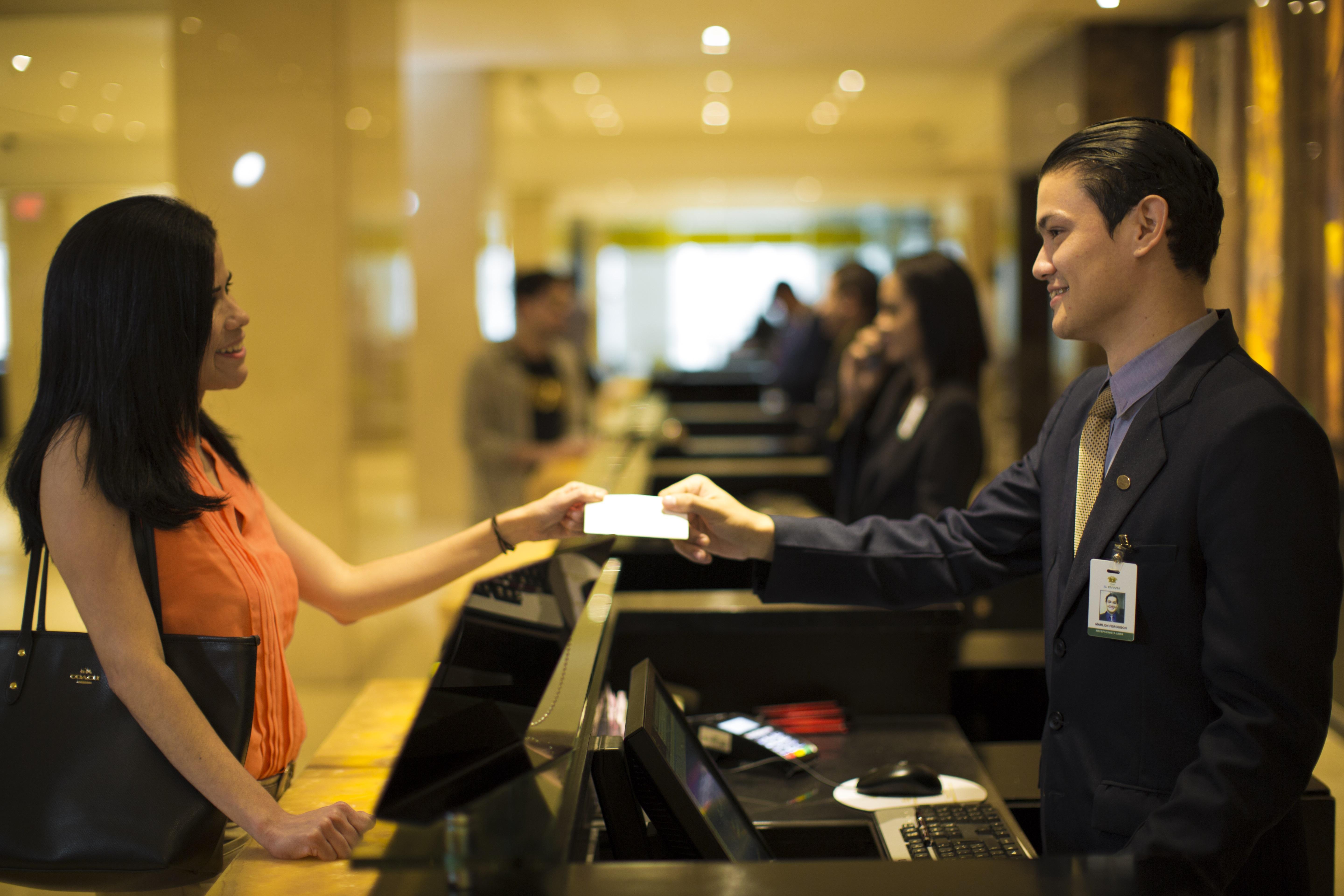 Hotel El Panama By Faranda Grand, A Member Of Radisson Individuals Exterior foto A guest checking in at a hotel